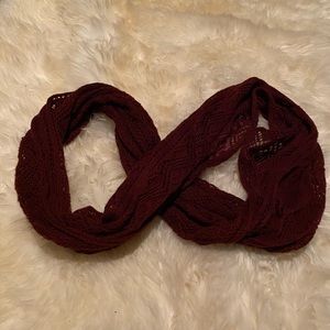 Maroon scarf
